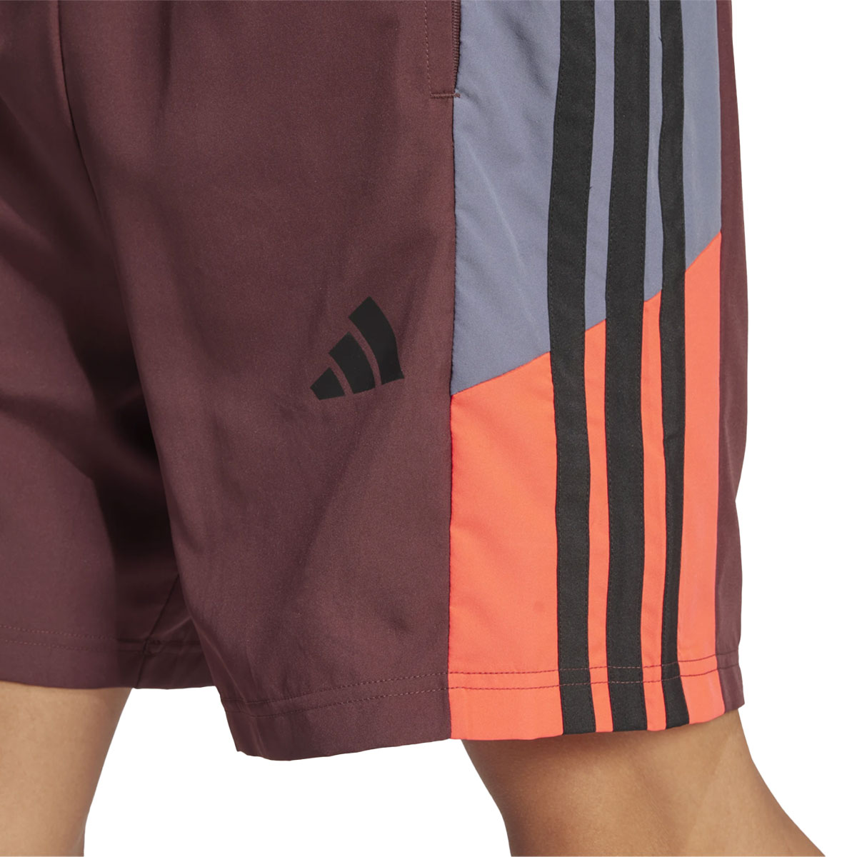 ADIDAS - TRAIN ESSENTIALS COLORBLOCK SHORTS