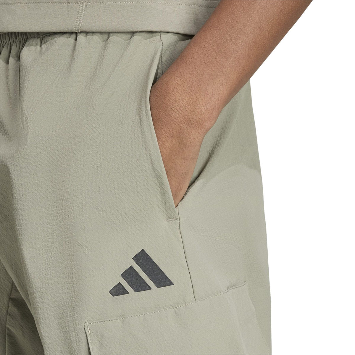 ADIDAS - CITY TECH Q4 WINDBREAKER PANTS