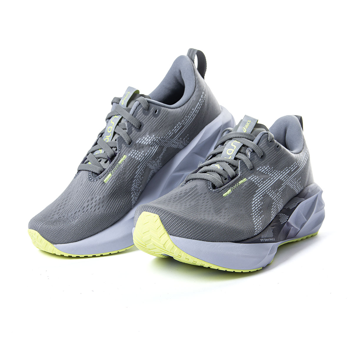 ASICS - NOVABLAST 5