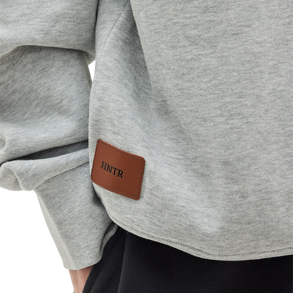 BLUE HUNTER - MINIMAL CREW SHIRT