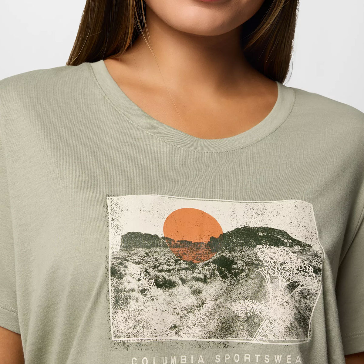 COLUMBIA - RUBY SPRINGS GRAPHIC SCOOP NECK