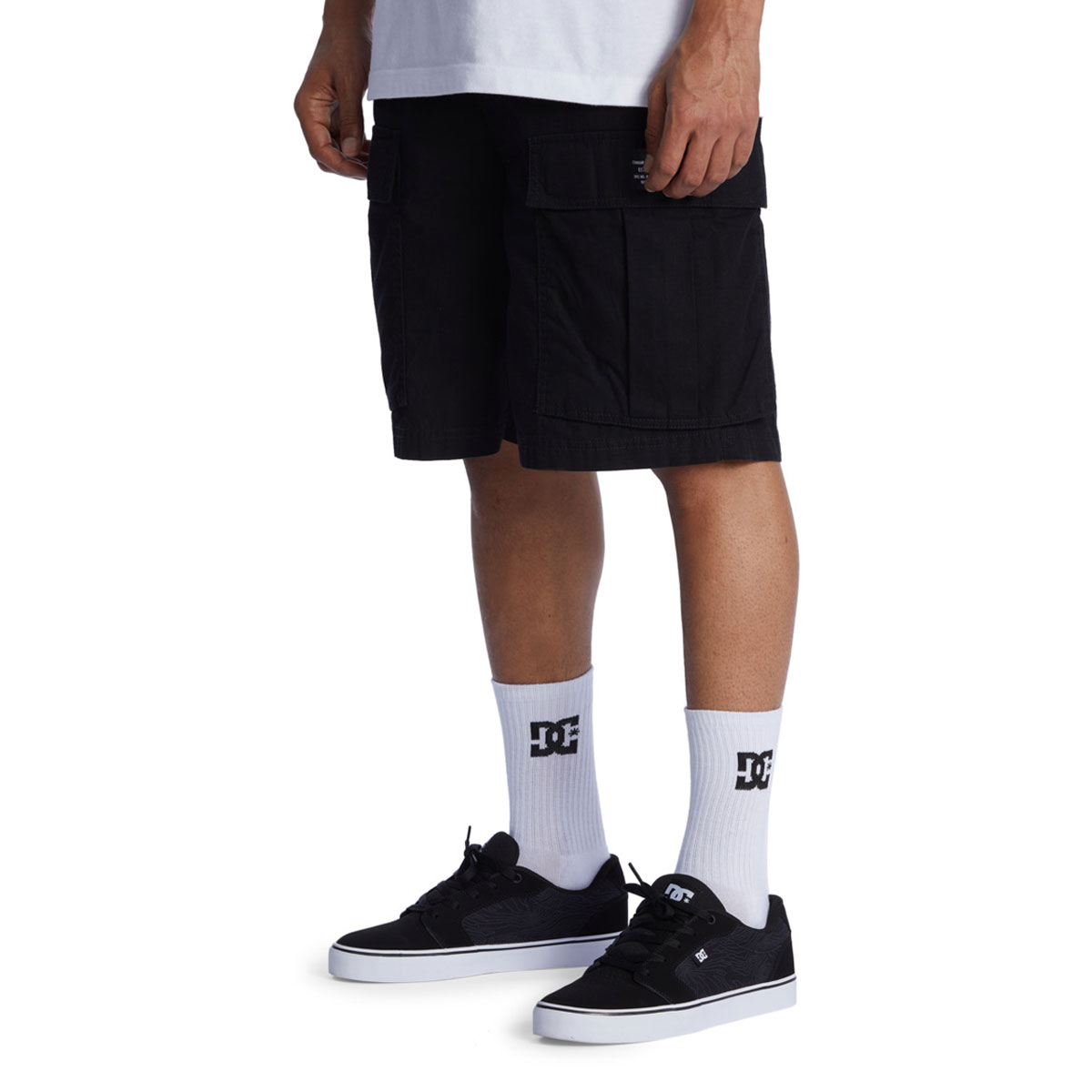 DC - TUNDRA CARGO SHORTS