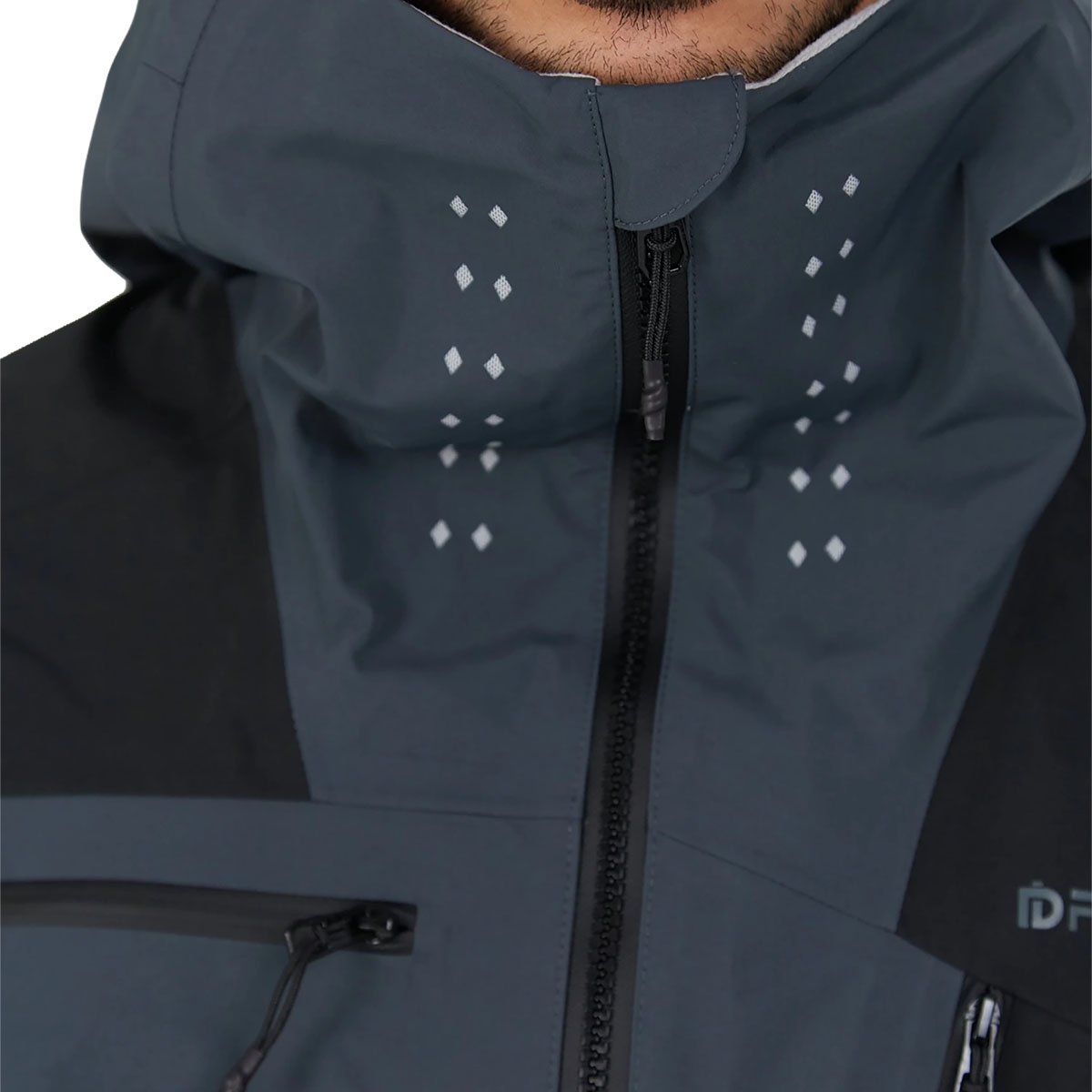 FUNDANGO - MANOTA 3L SHELL JACKET