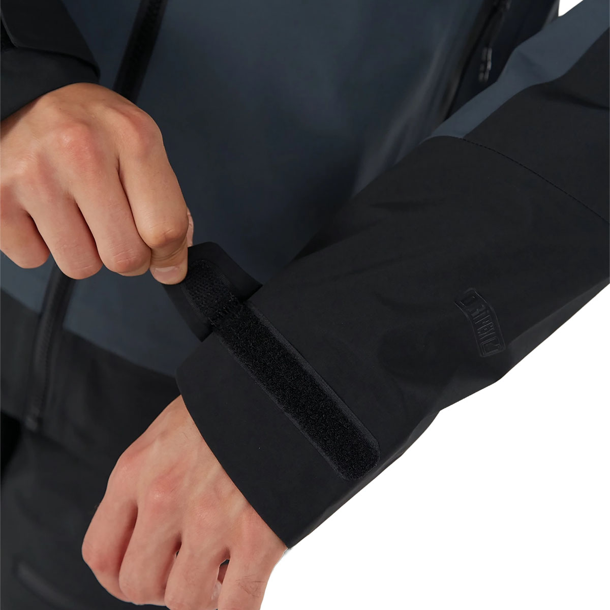 FUNDANGO - MANOTA 3L SHELL JACKET