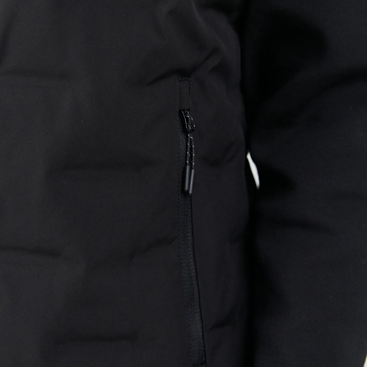 FUNDANGO - SMOKE VEST