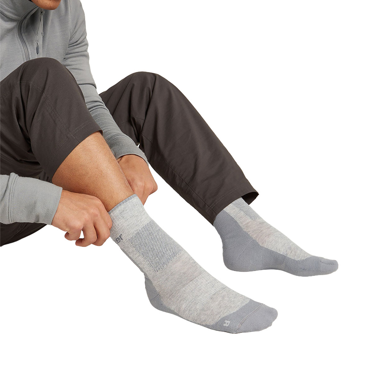 ICEBREAKER - MERINO HIKE MEDIUM CREW SOCKS