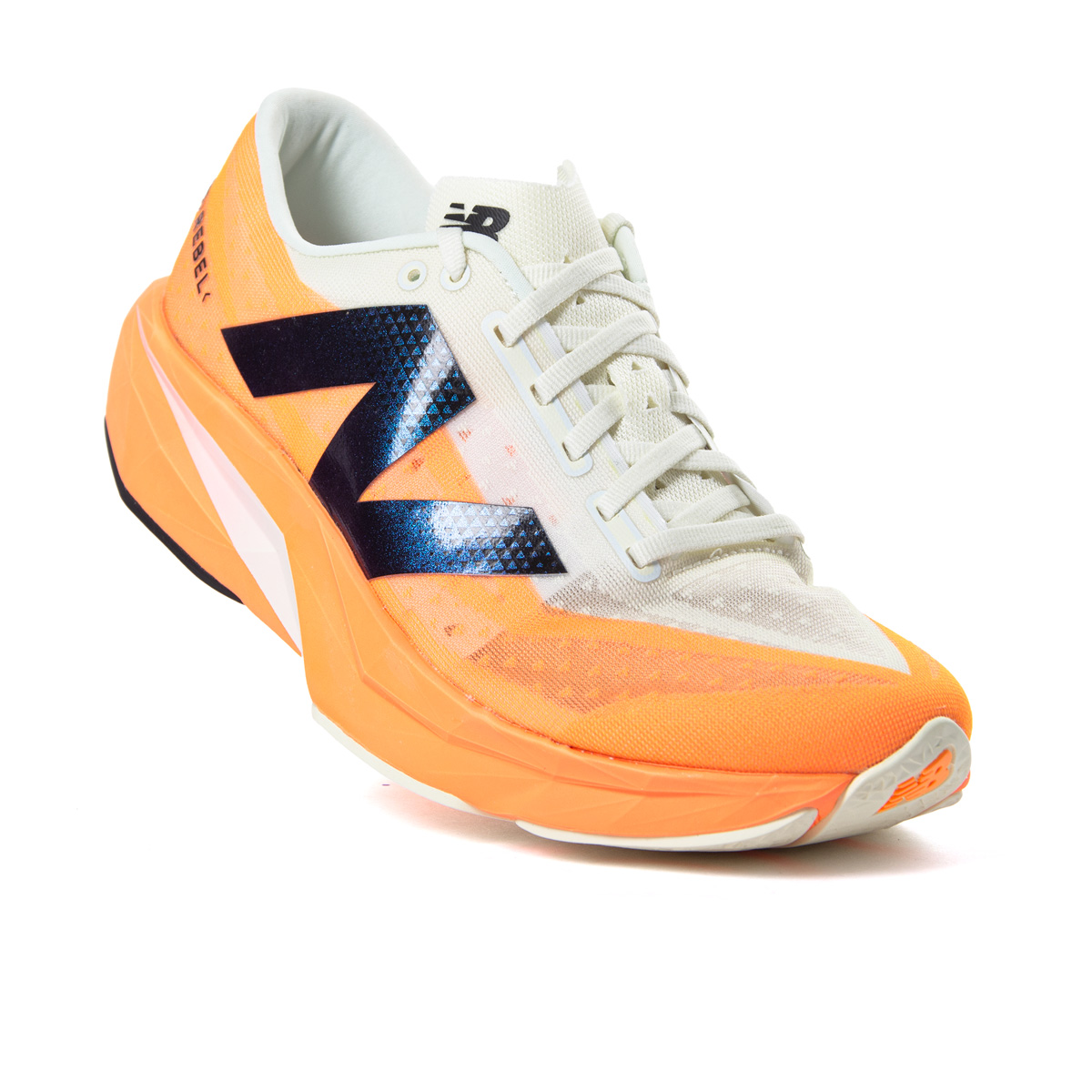 NEW BALANCE - FUELCELL REBEL V4
