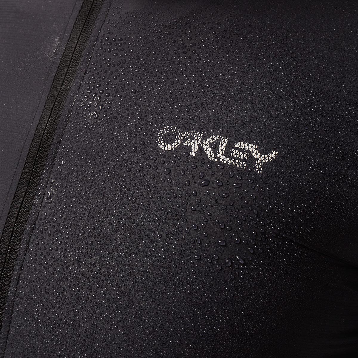 OAKLEY - ELEMENTS PACKABLE JACKET