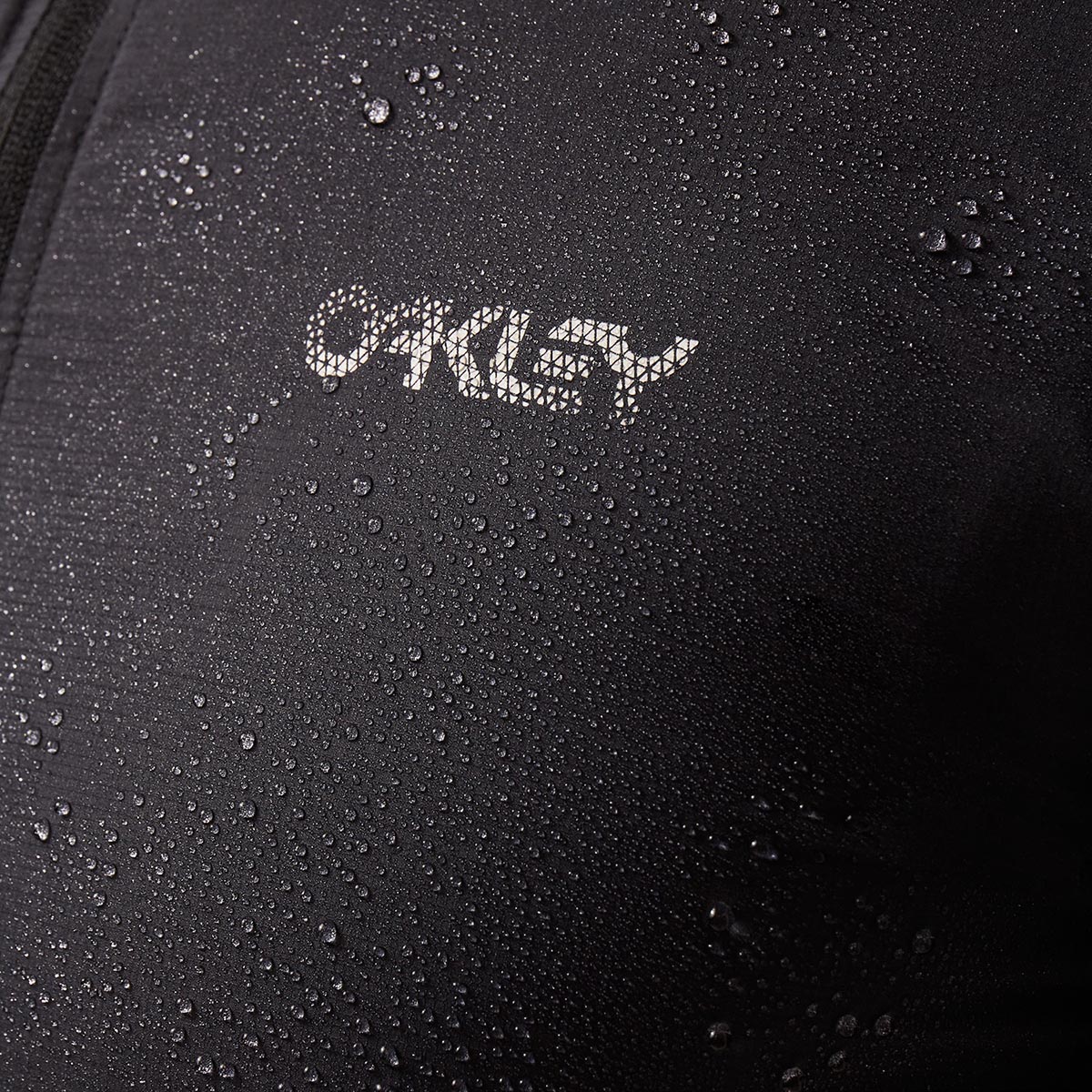 OAKLEY - ELEMENTS PACKABLE VEST