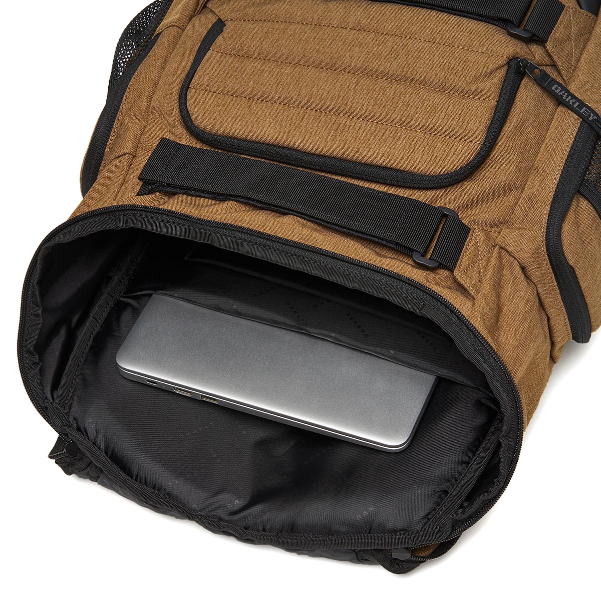 OAKLEY - ENDURO 3.0 BACKPACK 30 L