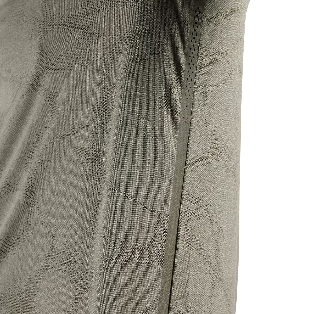 ODLO - THE ZEROWEIGHT ENGINEERED CHILL TEC