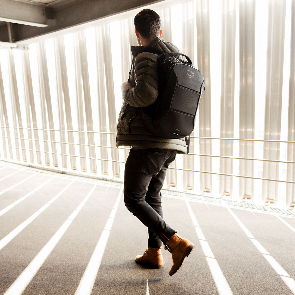 OSPREY - OZONE BLACK 28 L