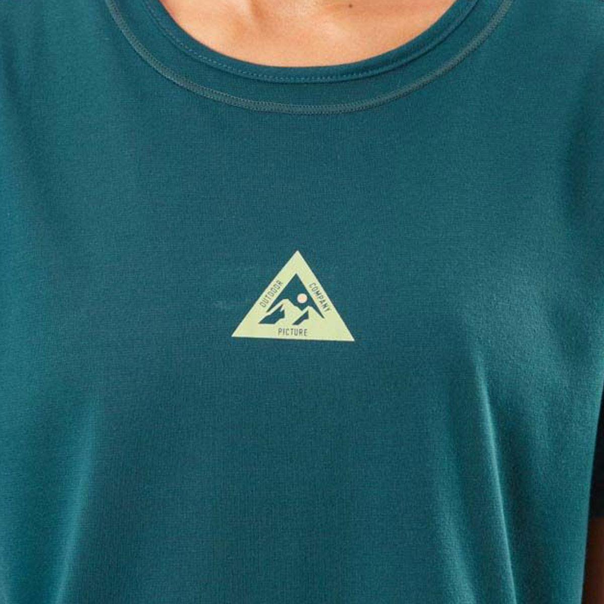 PICTURE - NOVITA TECH TEE