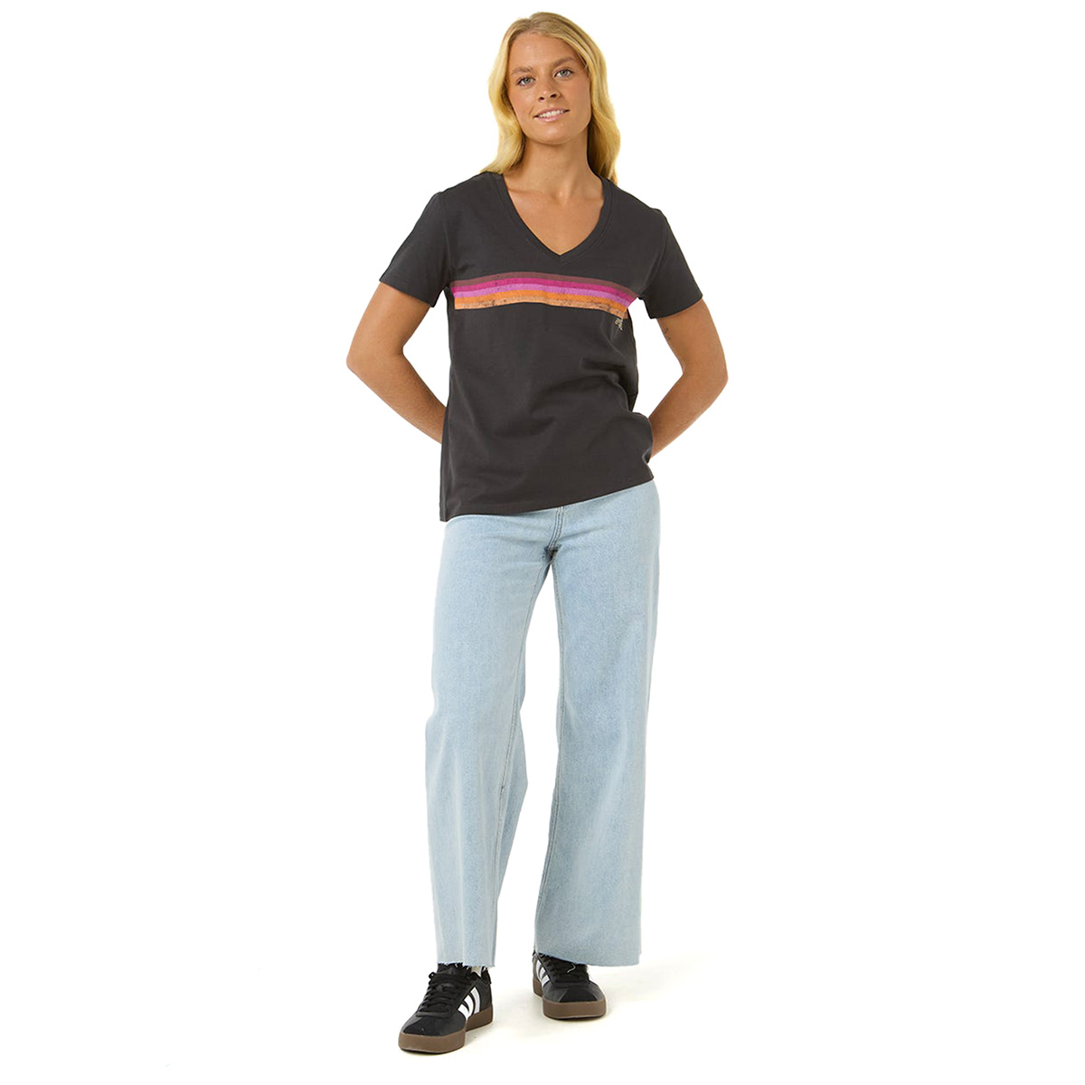 RIP CURL - SURFARAMA V NECK T-SHIRT