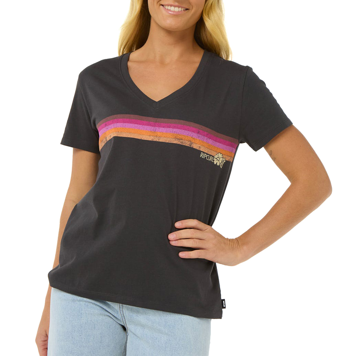 RIP CURL - SURFARAMA V NECK T-SHIRT