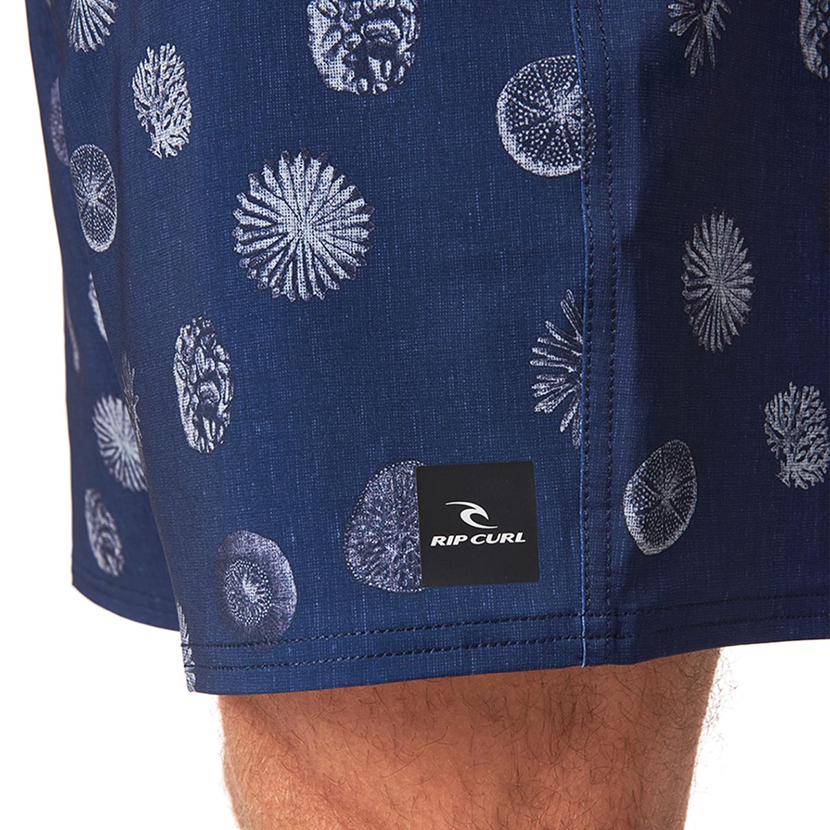 RIP CURL - MIRAGE RETRO SEALIFE BOARDSHORT 16''