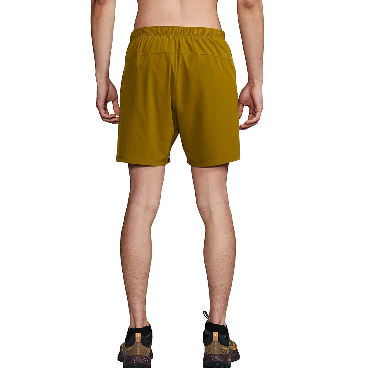 SAUCONY - OUTPACE 5'' SHORT