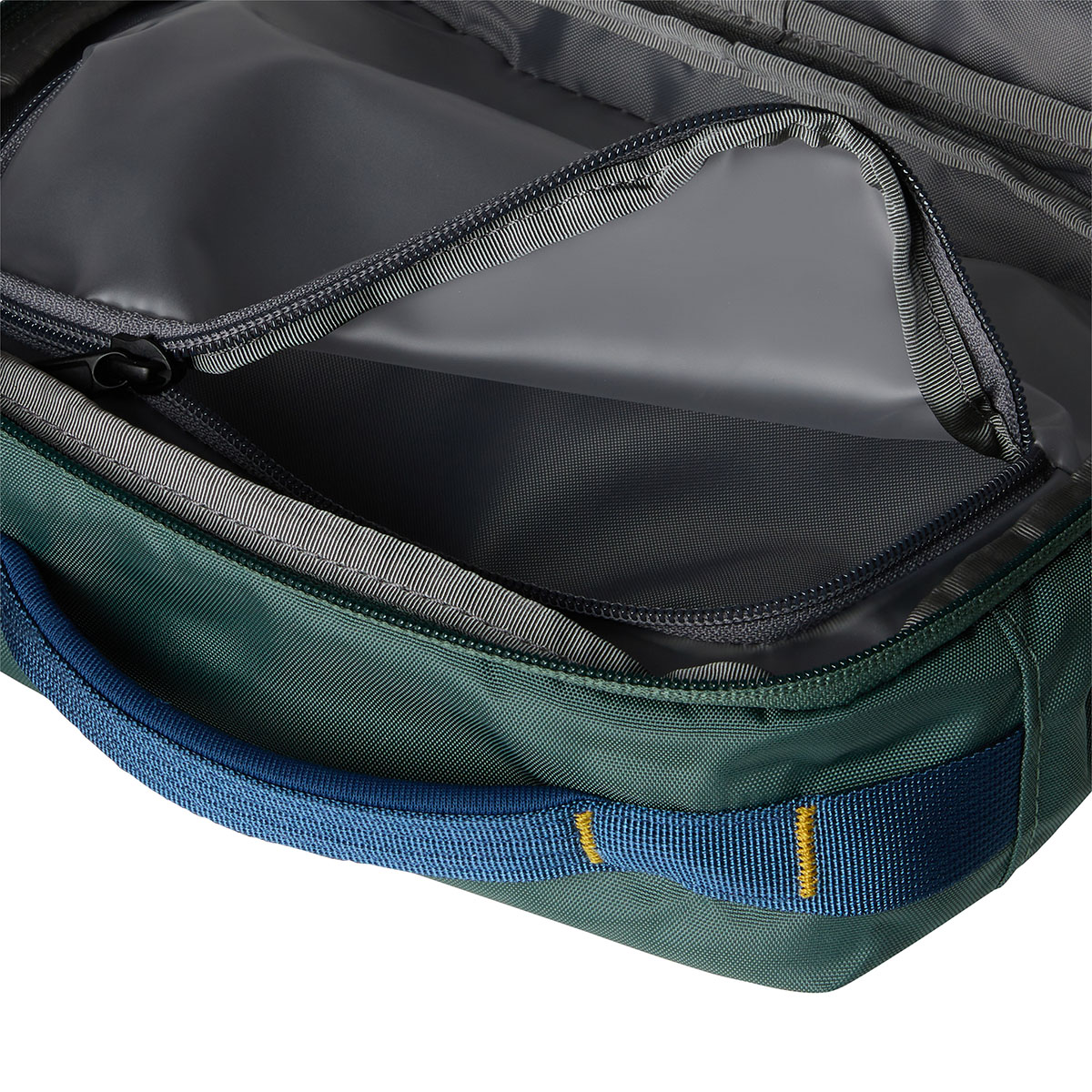 THE NORTH FACE - BASE CAMP VOYAGER