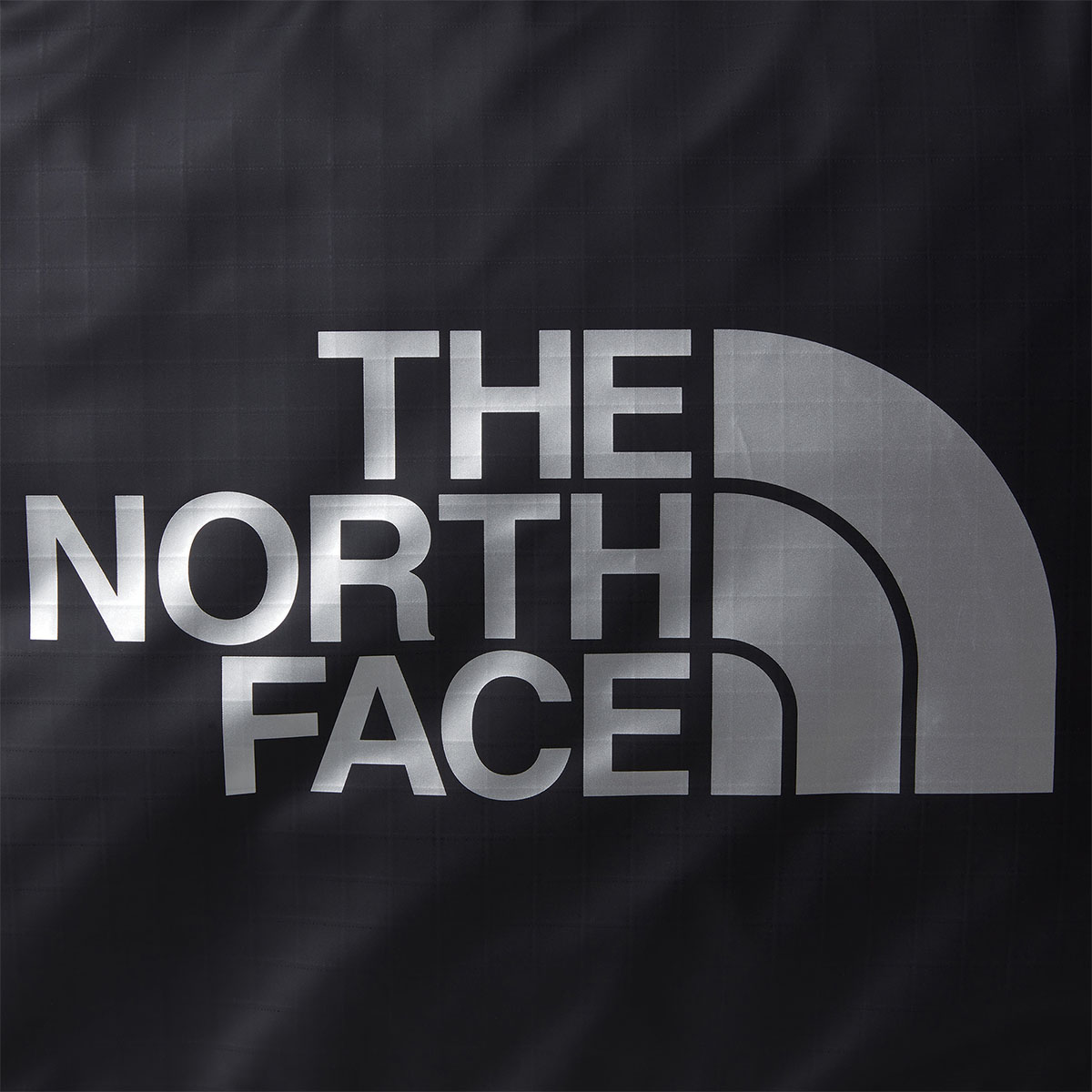 THE NORTH FACE - BASE CAMP GEAR BOX - MEDIUM 65 L