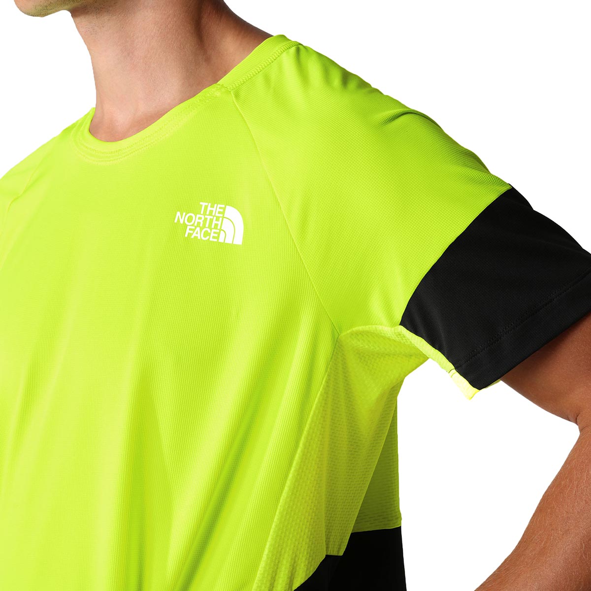 THE NORTH FACE - BOLT TECH T-SHIRT