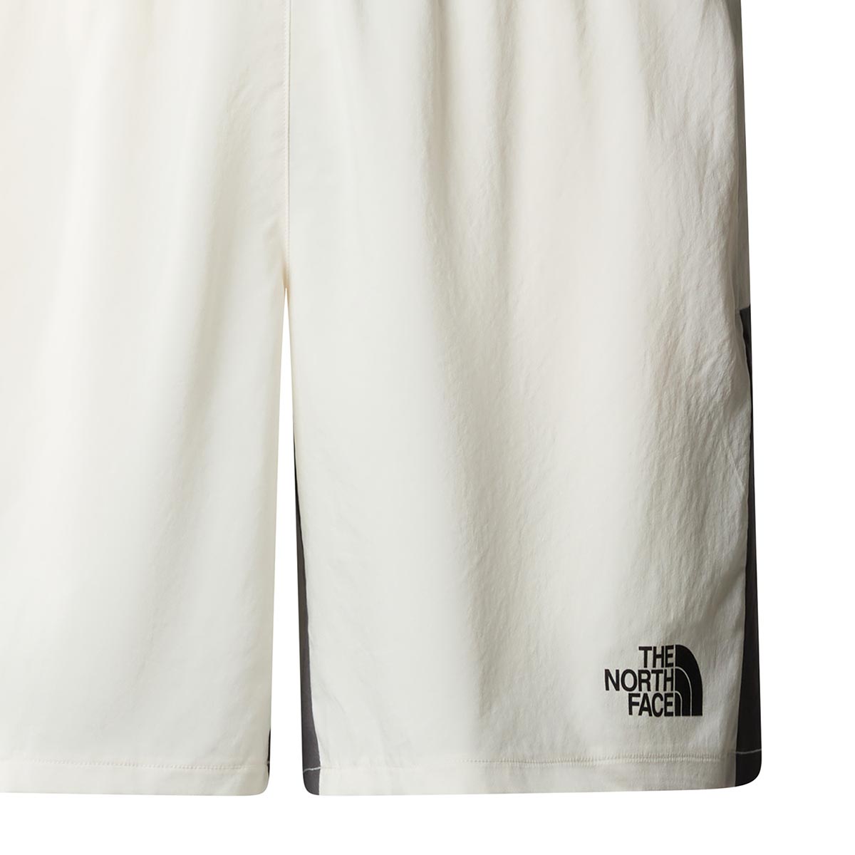 THE NORTH FACE - MOUNTAIN ATHLETICS WOVEN SHORTS