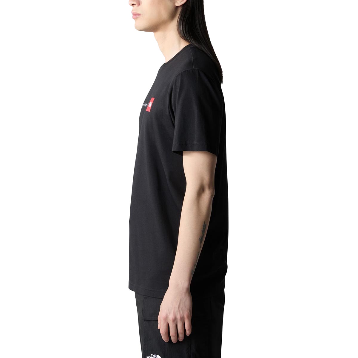 THE NORTH FACE - NEVER STOP EXPLORING T-SHIRT