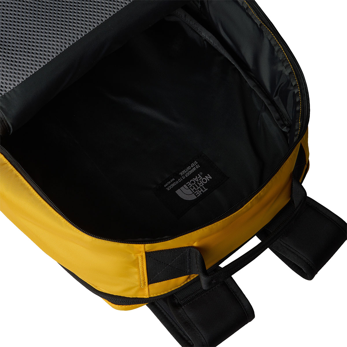 THE NORTH FACE - BASE CAMP DAYPACK