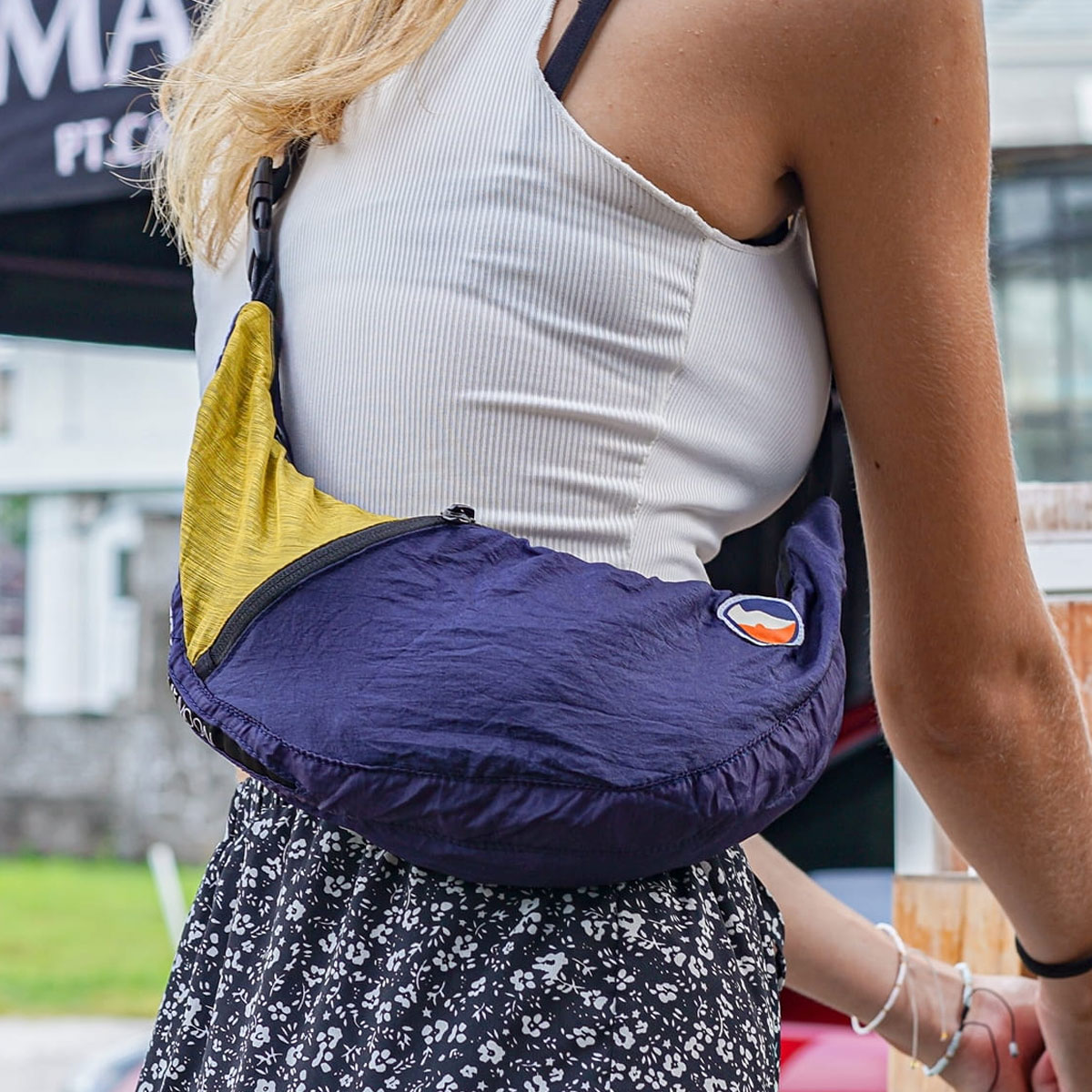 TICKETTOTHEMOON - SLING BAG