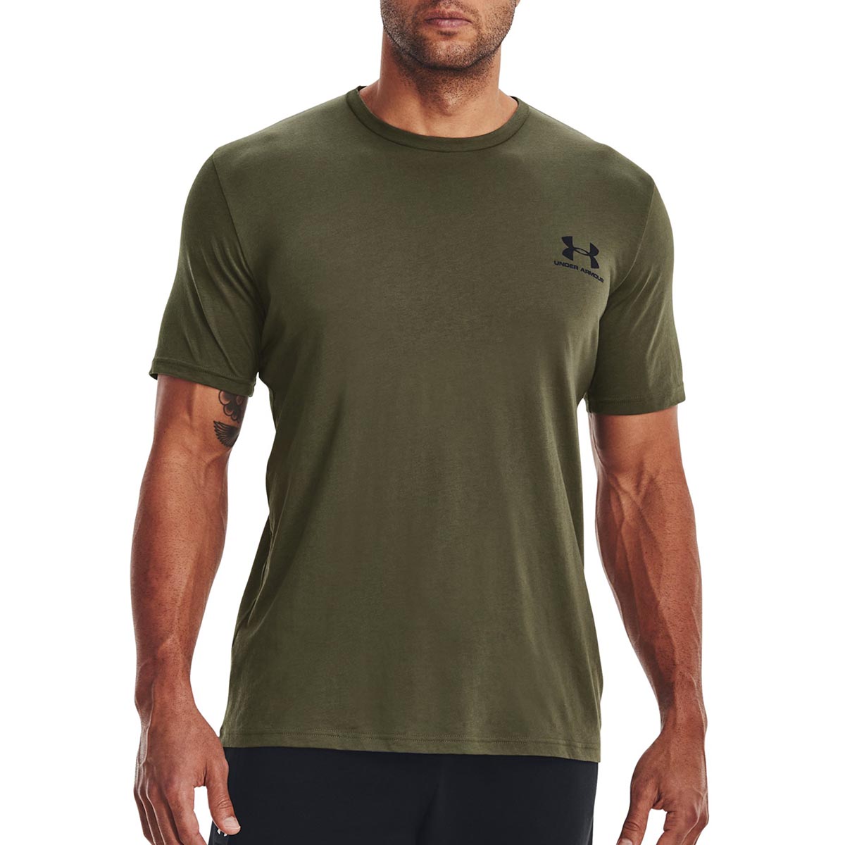 UNDER ARMOUR - LEFT CHEST LOGO