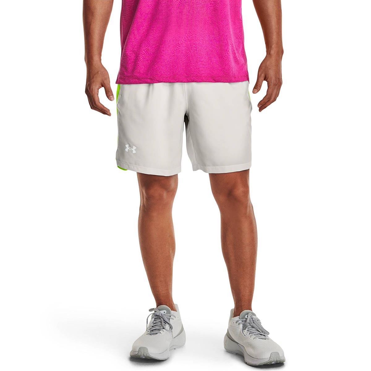 UNDER ARMOUR - LAUNCH STRETCH WOVEN 7'' SHORTS