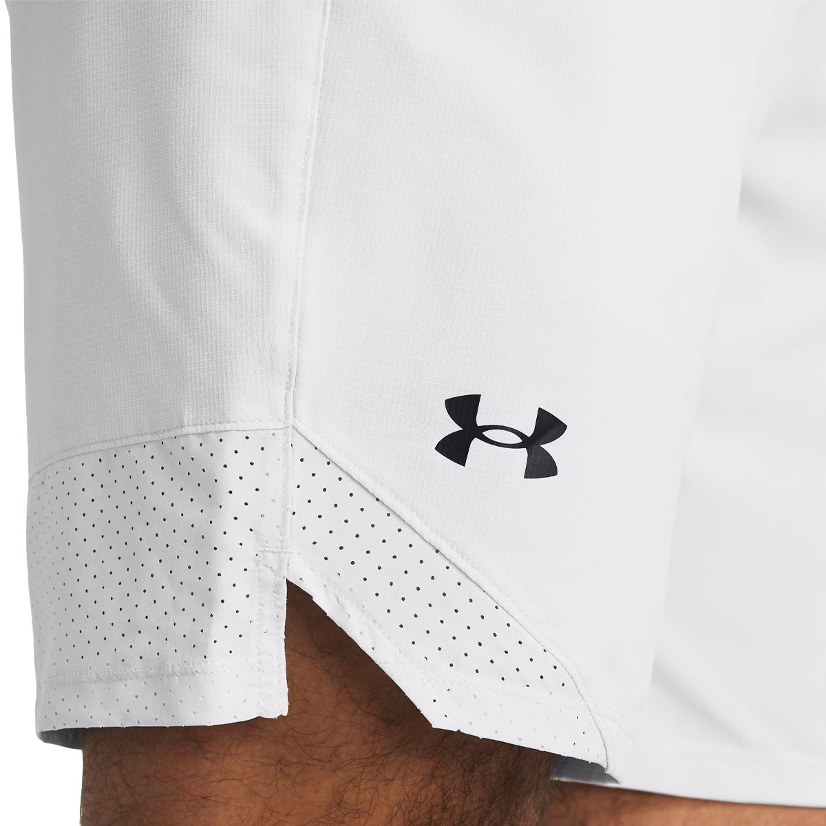 UNDER ARMOUR - VANISH WOVEN SHORTS