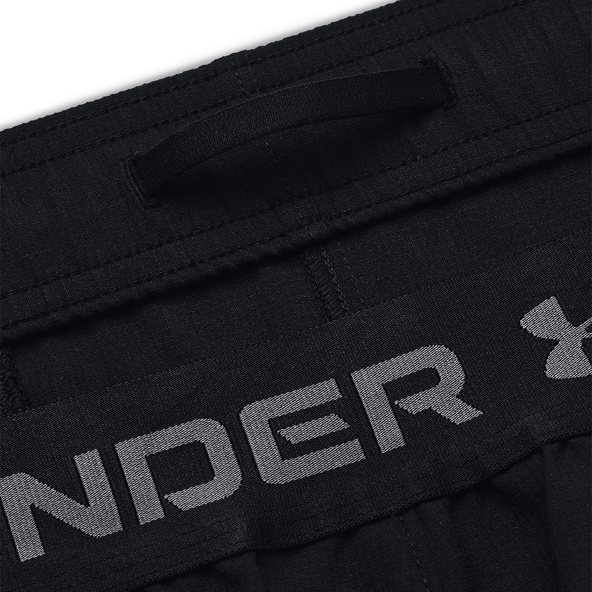 UNDER ARMOUR - VANISH WOVEN 6IN SHORTS