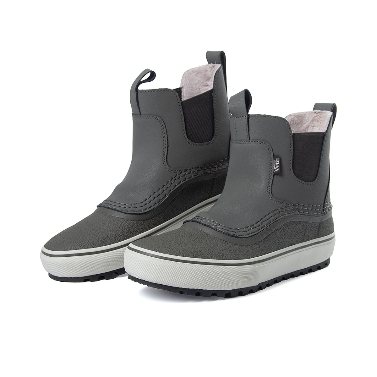 VANS - STANDARD MID CHELSEA WATERPROOF BOOTS
