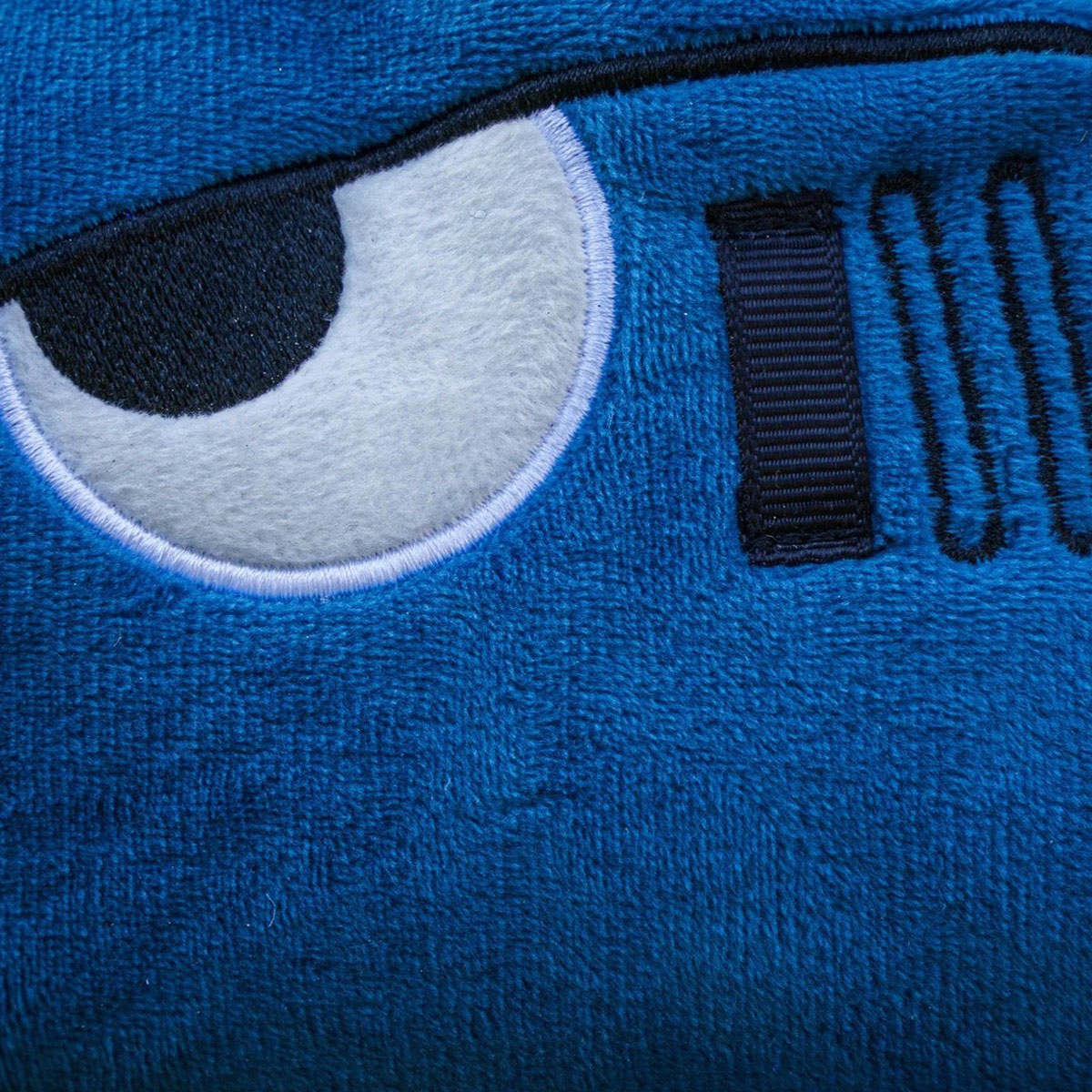 YY VERTICAL - SHARK CHALK BAG
