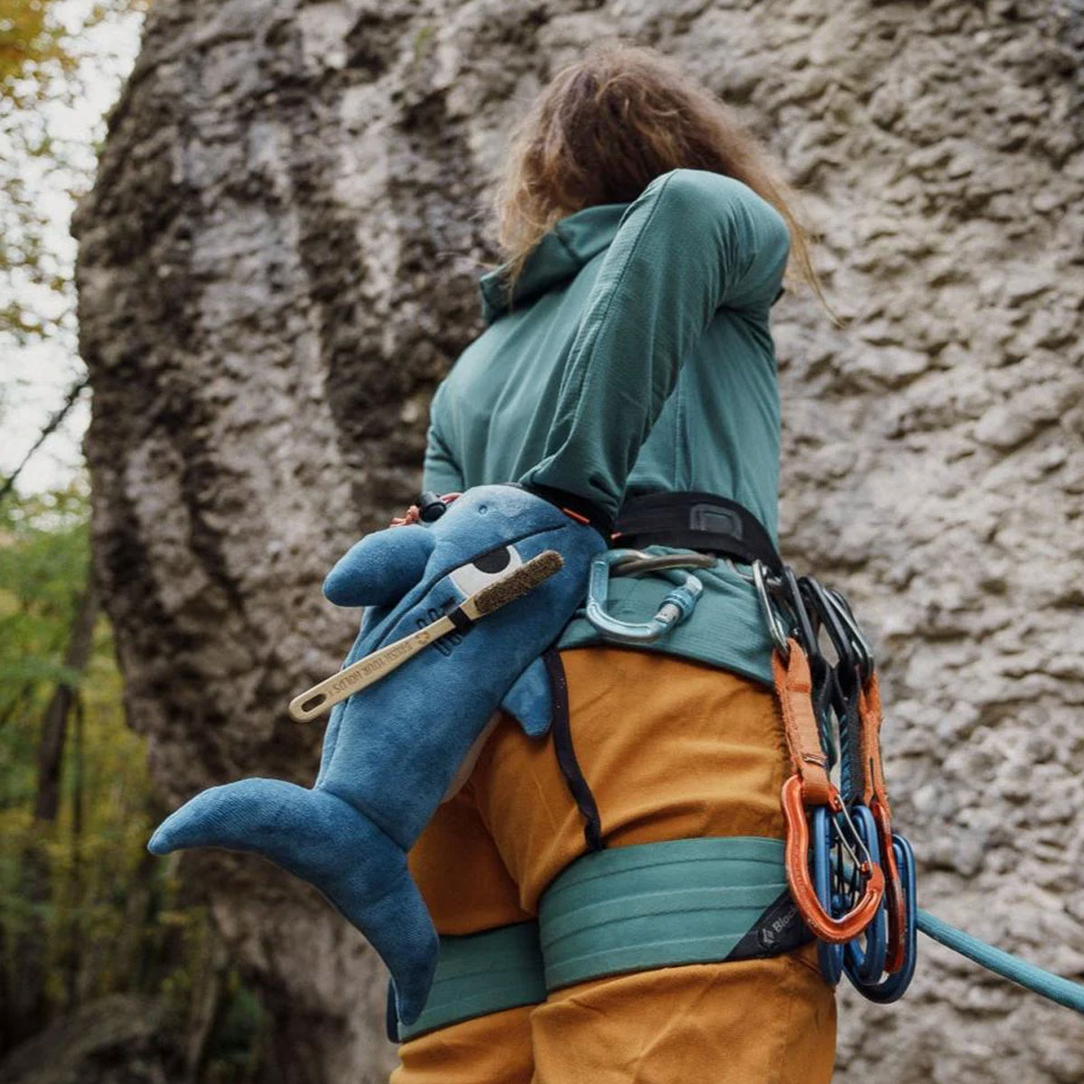 YY VERTICAL - SHARK CHALK BAG