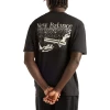 NEW BALANCE - DIGITALLY REMASTERED HANDS T-SHIRT