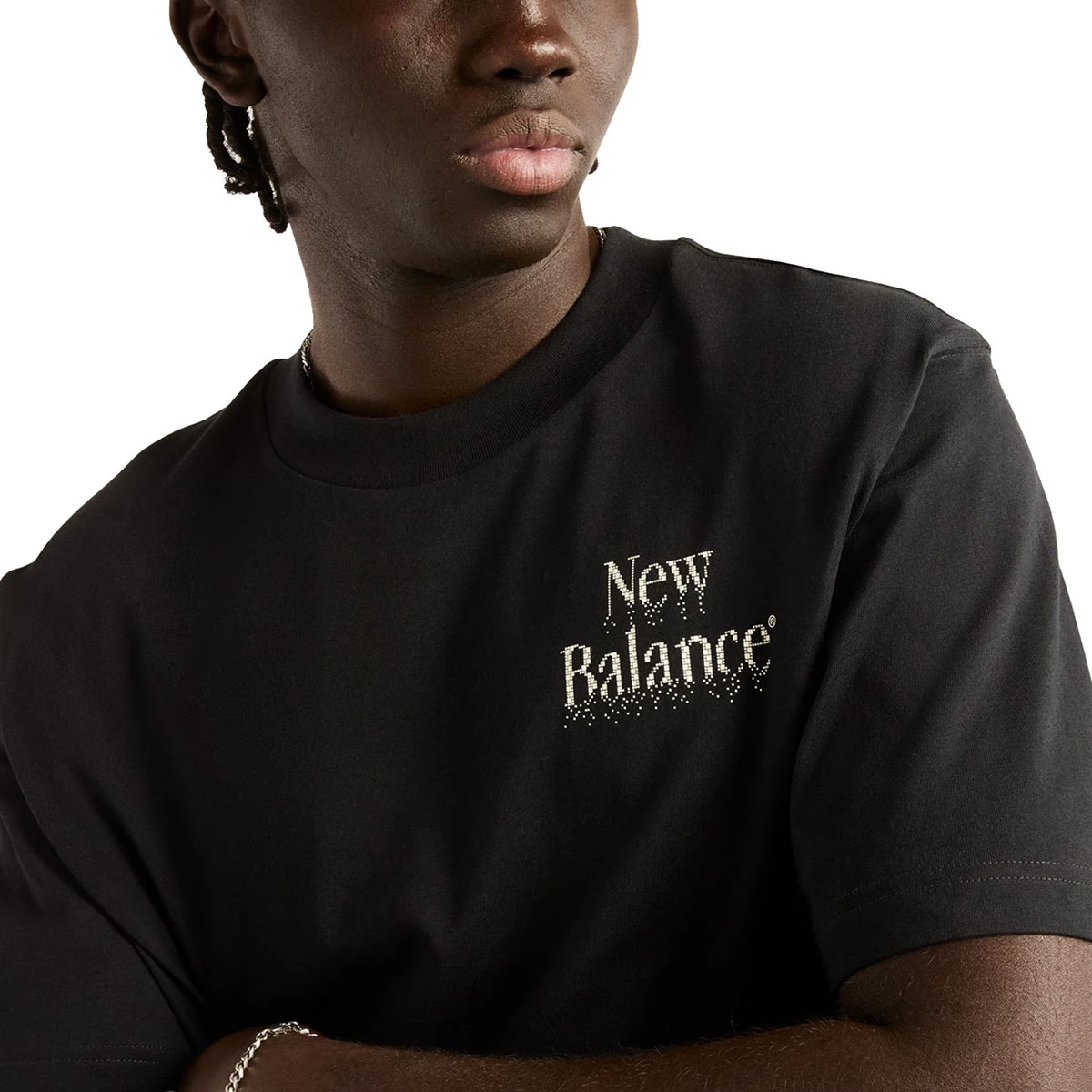 NEW BALANCE - DIGITALLY REMASTERED HANDS T-SHIRT