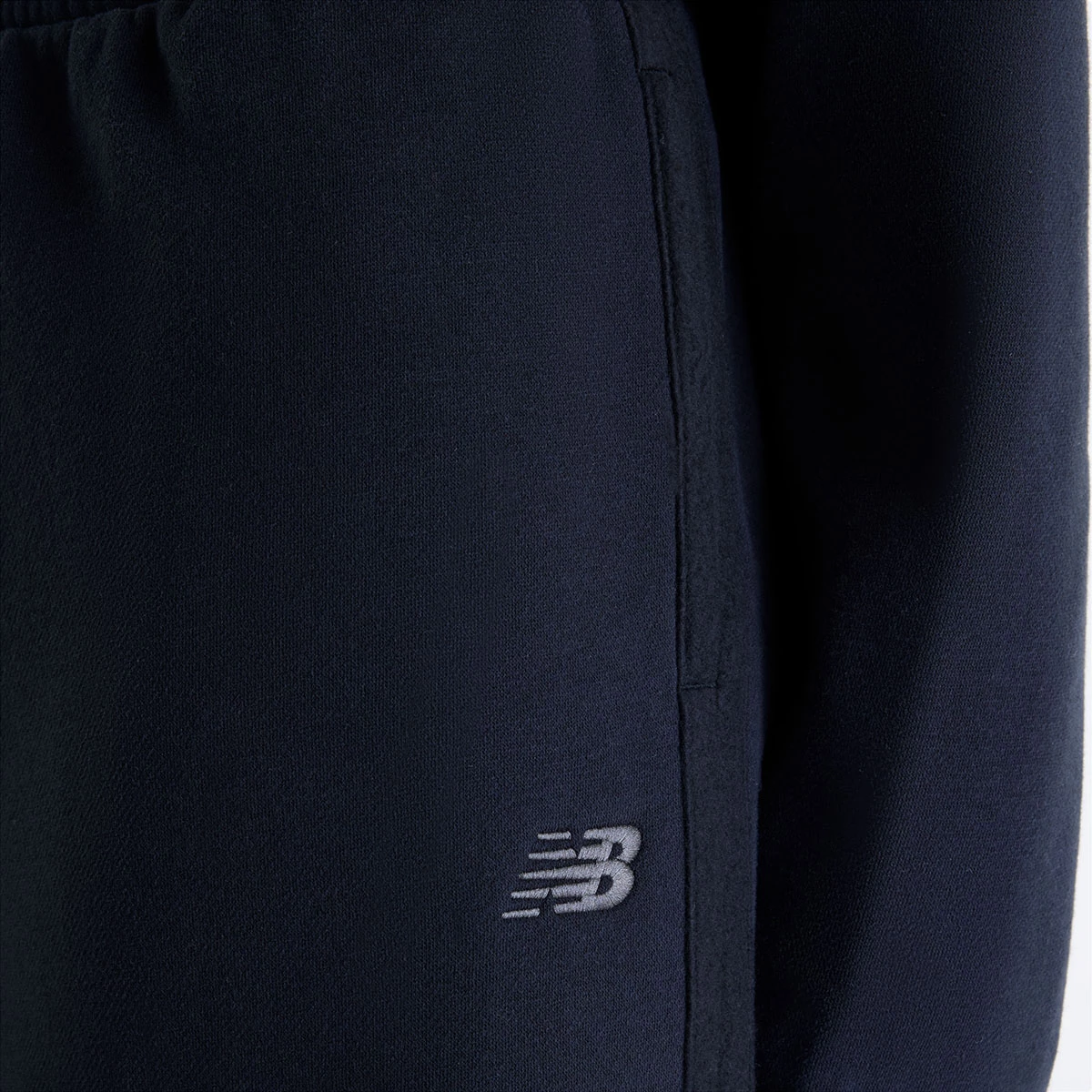 NEW BALANCE - BRUSHED COASTAL FLEECE PANT